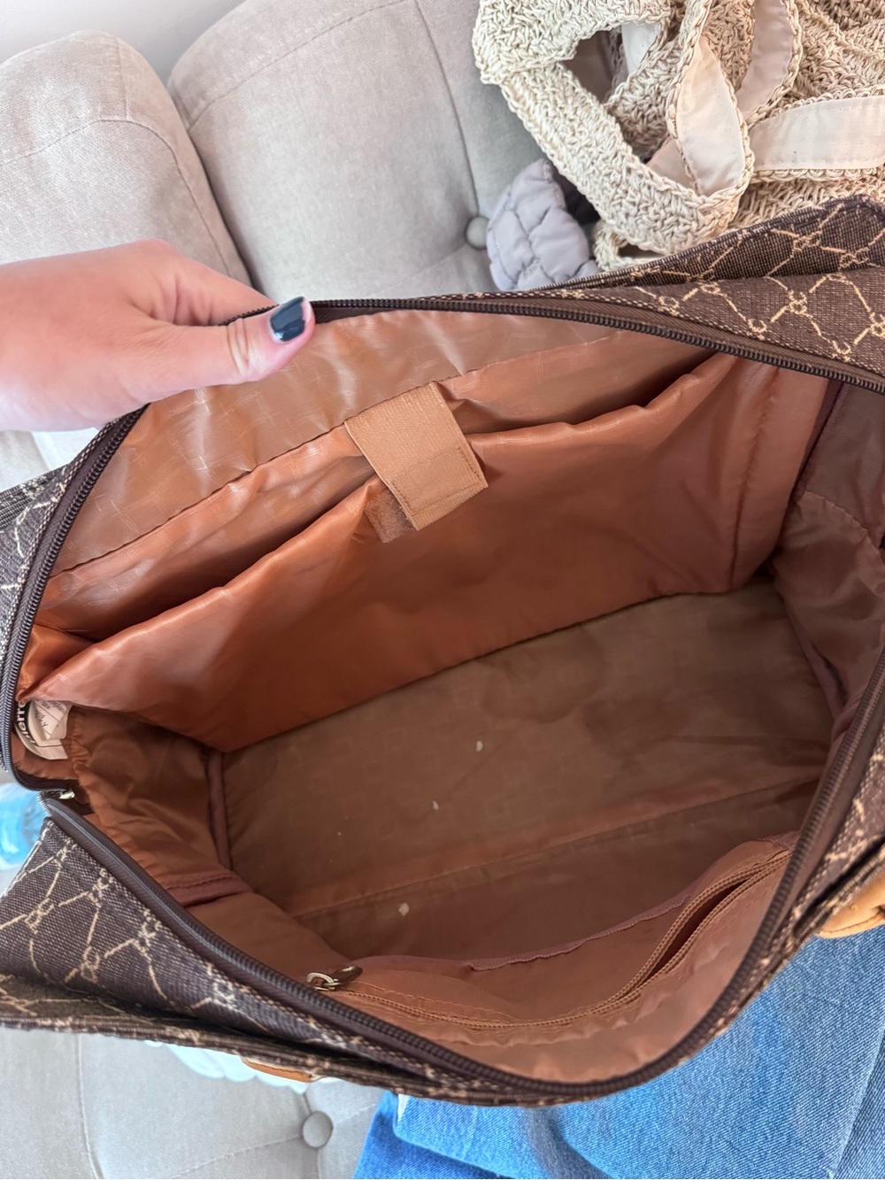 Pierre Cardin Brown Logo Tote with Tan Handles - Picture 2 of 2